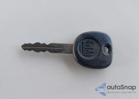 2003 Chevrolet Tahoe Ls z USA, uszkodzony, nr VIN 1GNEC13Z53R235207